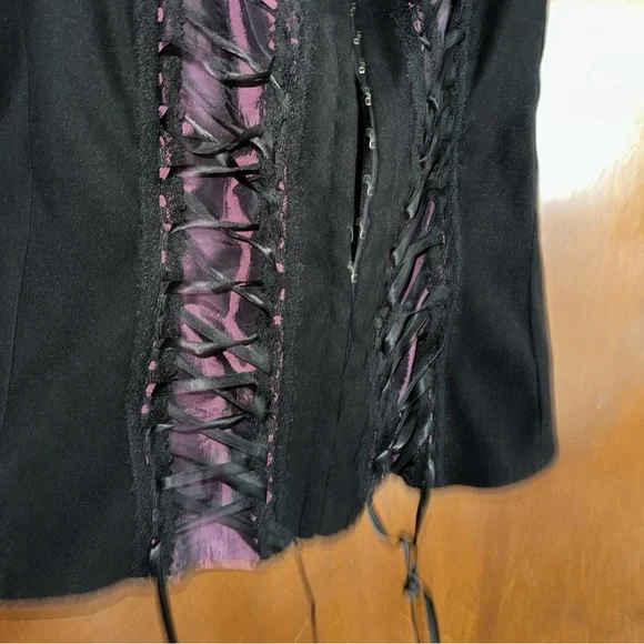 Black and Purple Lace-Up Corset - Picture 9 of 12